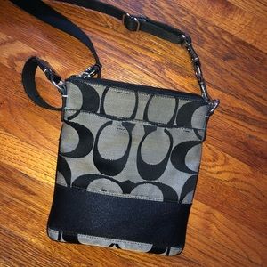 Cross body purse